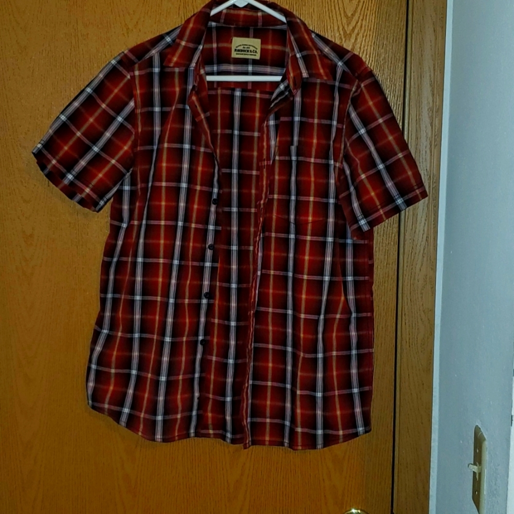 Roebuck & Co. Button-Up Shirt